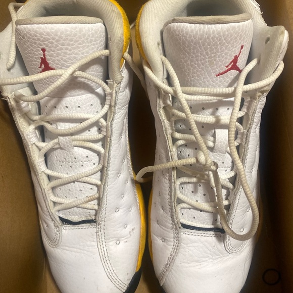 Jordan 13 size 8.5 - Picture 2 of 4